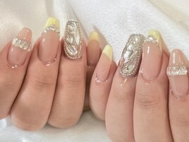 夏イエローキラキラネイル♪