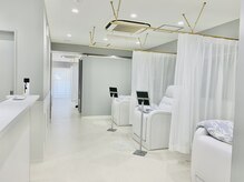 シィンク アイ(THINK EYE)/施術スペース(入り口側のお席)