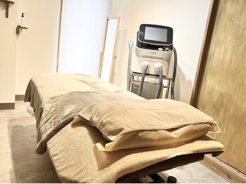 リラル 茅ヶ崎店(RERAR)/個室のエステルームでリラックス