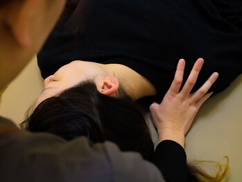 くらとひらの整体院/【3.施術】肩こり改善