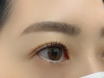 ブローマ(BROOMA)の写真/眉の形が決まらない…左右差が気になる…などのお悩みはプロにお任せください！朝のメイク時間短縮にも♪
