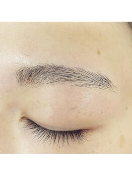 アイラッシュサロン フルール(eyelash salon FLEUR)/Waxとカットで眉毛スッキリ