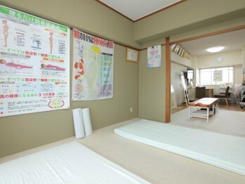 総癒館 加西院/内観