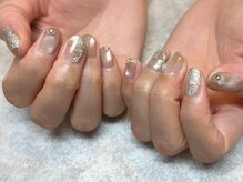 ヴィヴィアン ネイル(Vivian nail)/手書きアート　フラワーアート