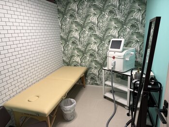 ROYAL RELAXの写真/【初心者さん歓迎★】完全個室で人目を気にせずセルフ脱毛！ペア予約もOKだから初めてでも通いやすい◎