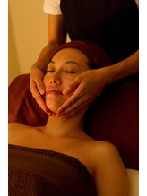 アロマーナ/フェイシャルリンパマッサージ