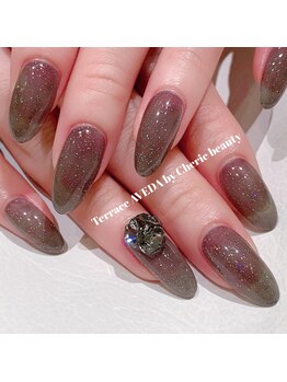 キラキラブラックネイル