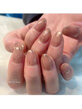 リッシュ ドゥ(RICHE deux)/ミラーニュアンスネイル♪