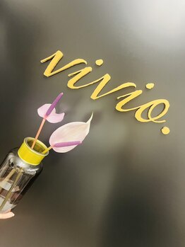 ヴィヴィオドット(vivio.)/