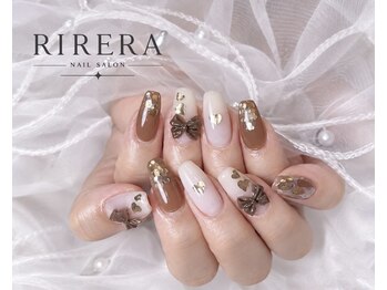nail salon RIRERA【ワンホンネイル/マグネット/長さ出し/フィルイン/持ち込みOK】の写真/≪十三NEWOPEN≫持ち込み歓迎＊再現性◎200種類のカラー/パーツの種類も豊富で理想のネイルに/高技術サロン