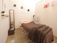 オプレア 栄店(OPREA)/清潔感溢れる施術ルーム♪