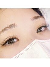 エメル(Emer)/《まつげエクステ》両目120本