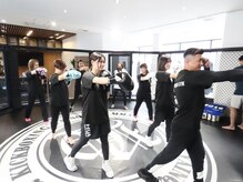 バンクールジム(VAINQUEUR GYM)