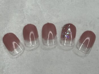 ネイルアンドアイラッシュ アヴィ(Nail and Eyelash A'vi)/ハンドジェル☆ニュアンスネイル