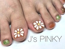 ネイルスペース ジェイズ ピンキー(NAIL SPACE J's PINKY)の雰囲気（手足同時施術も可能♪）
