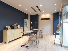 ネイルアンドアイサロン エコル 生駒店(Ekolu)