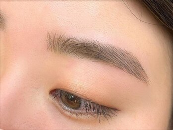 ビューステージ アイブロウサロン 千葉/キリっとしすぎない並行眉☆