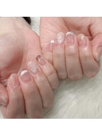 透け感のあるフラワーモチーフ