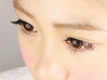 ショウイー 本店(Showy)/ぱっちりデザイン