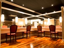 ビューティーリバース センター北店/サロン内観