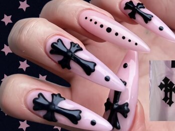 ミュウミュウ(miumiu)/春ネイル