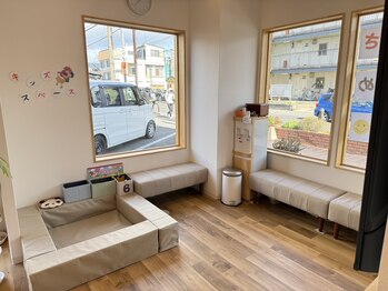 ひびき鍼灸院 整骨院/待合所