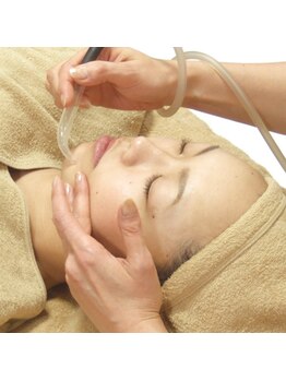 山野愛子どろんこ美容 南越谷店/ドロンコフェイシャルエステ