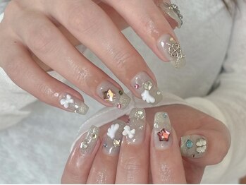 ハク(haku)の写真/誰とも被りたくない!【私らしいネイル】を探したいという方必見◎希望のデザインに合わせて華やかな指先に!