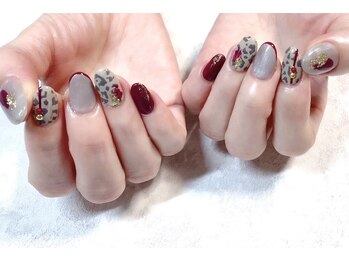 リーヴェ(Riebe)/ボルドーデザイン