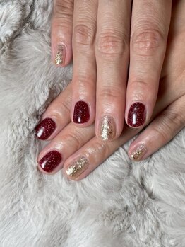 MICの写真/月1メンテも気軽に♪4000円以下のお手頃価格でネイルを楽しめます！お仕事や家事で派手にできない方にも◎