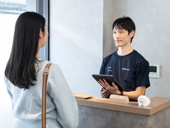 ライデンシャフト(LEIDENSCHAFT)/受付