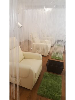 アイラッシュサロンクローバー 一宮店(CLOVER)/店内2まつパ、マツエク専門店♪