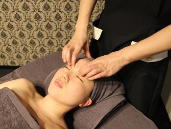 アフロディーテ(Aphrodite)/フェイシャル70分¥6,000【初回】