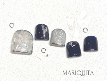 ネイルサロン マリキータ(MARIQUITA)/大人ネイビー×クリアシェル