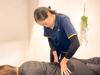 みんなのせいたい 虎ノ門店/うつ伏せ検査