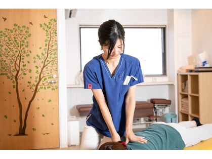 背骨ラボ 表参道整体院(labo)の写真