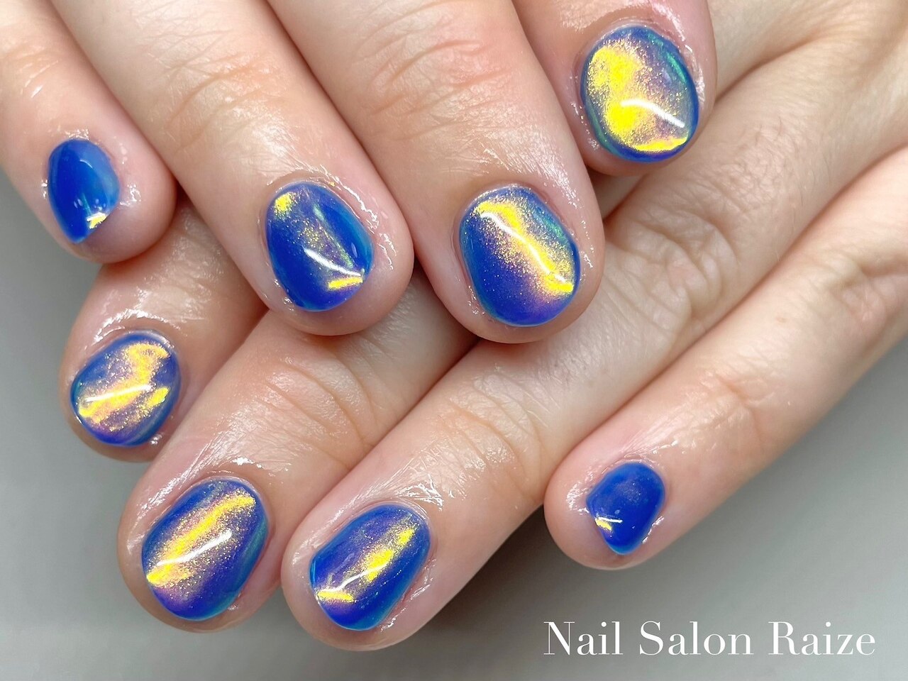 2026年冬トレンド】ネイビー ワンカラー ハンドのネイルデザイン集