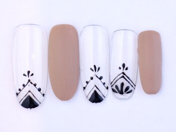 フォア ネイル(FOI NAIL)/