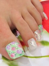 カラーズ 浜松店(colors)/花柄×レースでお上品ネイル♪