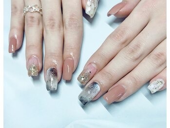 ニュアンスネイル