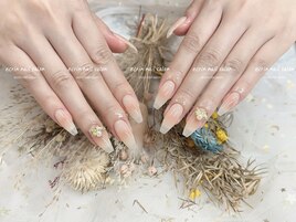 大人気チックネイル