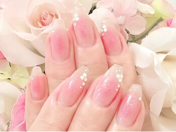 ティアラリュクス 東林間店(Tiara Luxe)の写真/【季節にあわせたトレンドデザイン豊富♪】初回オフ無料！プロこだわりの美フォルム仕上げとケアに満足度◎