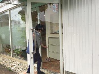 ケンコウサロン クローバー/入り口