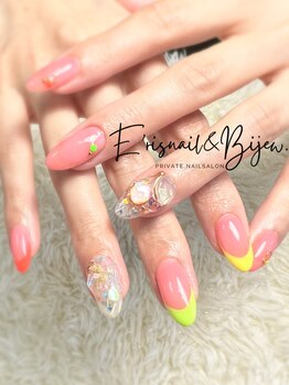 イリスネイル アンド ビジュー(E’risnail&Bijew.)/ネオンカラーのアシメネイル！