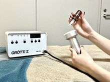 グロッティ2を使用し最短脂肪ケア。脂肪分解液を導入します。