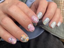 カーティシーネイルズ(curtisii NAILS)/お花デザインとユニコーンミラー