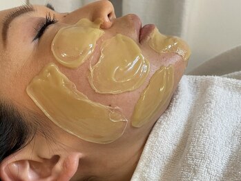 エメ(Aimer)の写真/肌に優しいフェイシャルワックスで、つるつる美肌を手に入れよう！スキンケアの浸透も良くなり肌質改善に◎