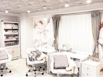 ネイルサロンレアリッチ 銀座店(Rare Rich)