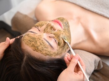 ランコント(rencontre)の写真/大人気肌質改善スキンケア“クリスティーナ”導入店♪皮膚がむけないハーブピーリングなので敏感肌でも◎