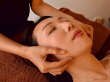 ラ アクサル(la.akthar)の雰囲気(しわやたるみを改善するだけでなく、内側からハリのある黄金比へ)